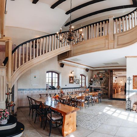 Kastely Grof Zichy Hotell Haniska Exteriör bild